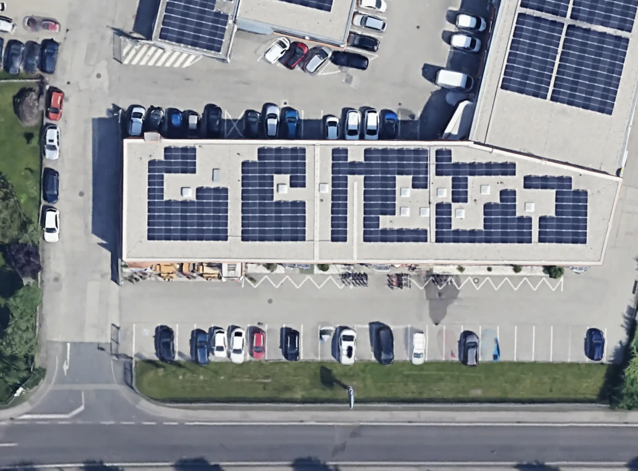 Abbildung des Gebäudes mit markiertem Cohub Bereich und den Eingängen zum Businesspark.
